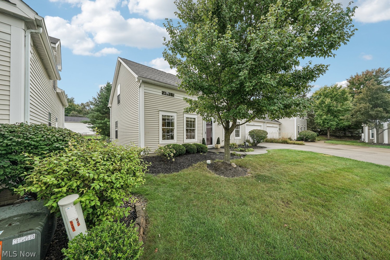 37083 Fairfield Lane North Ridgeville OH 44039