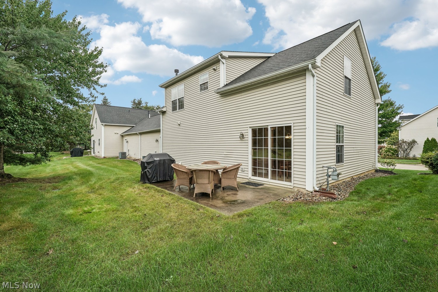 37083 Fairfield Lane North Ridgeville OH 44039