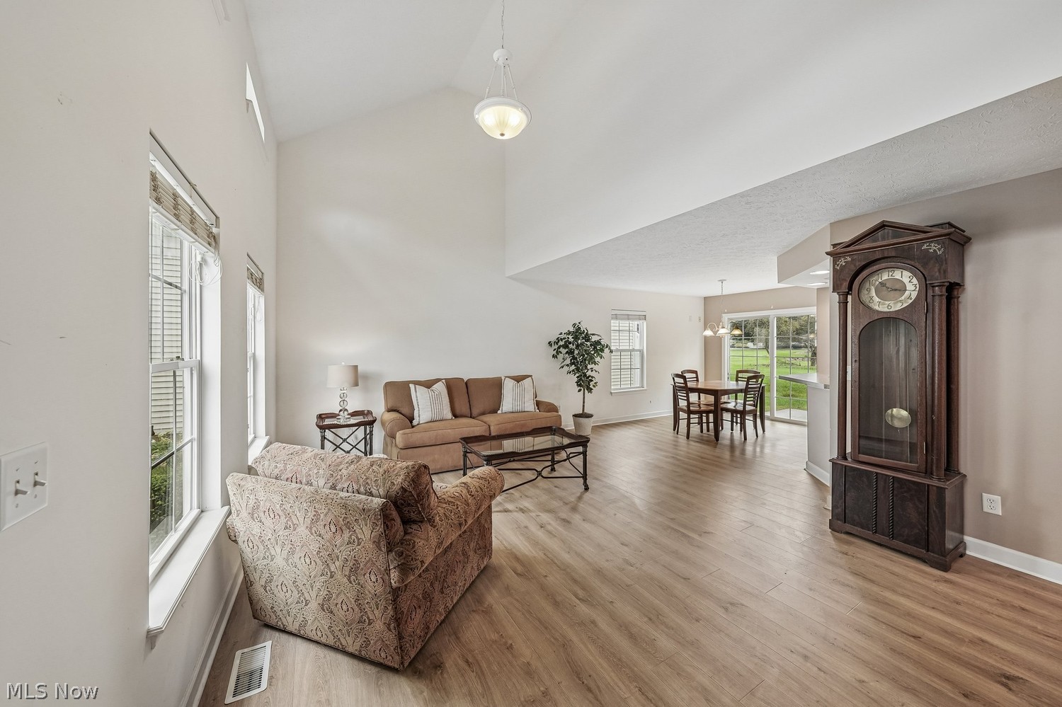 37083 Fairfield Lane North Ridgeville OH 44039