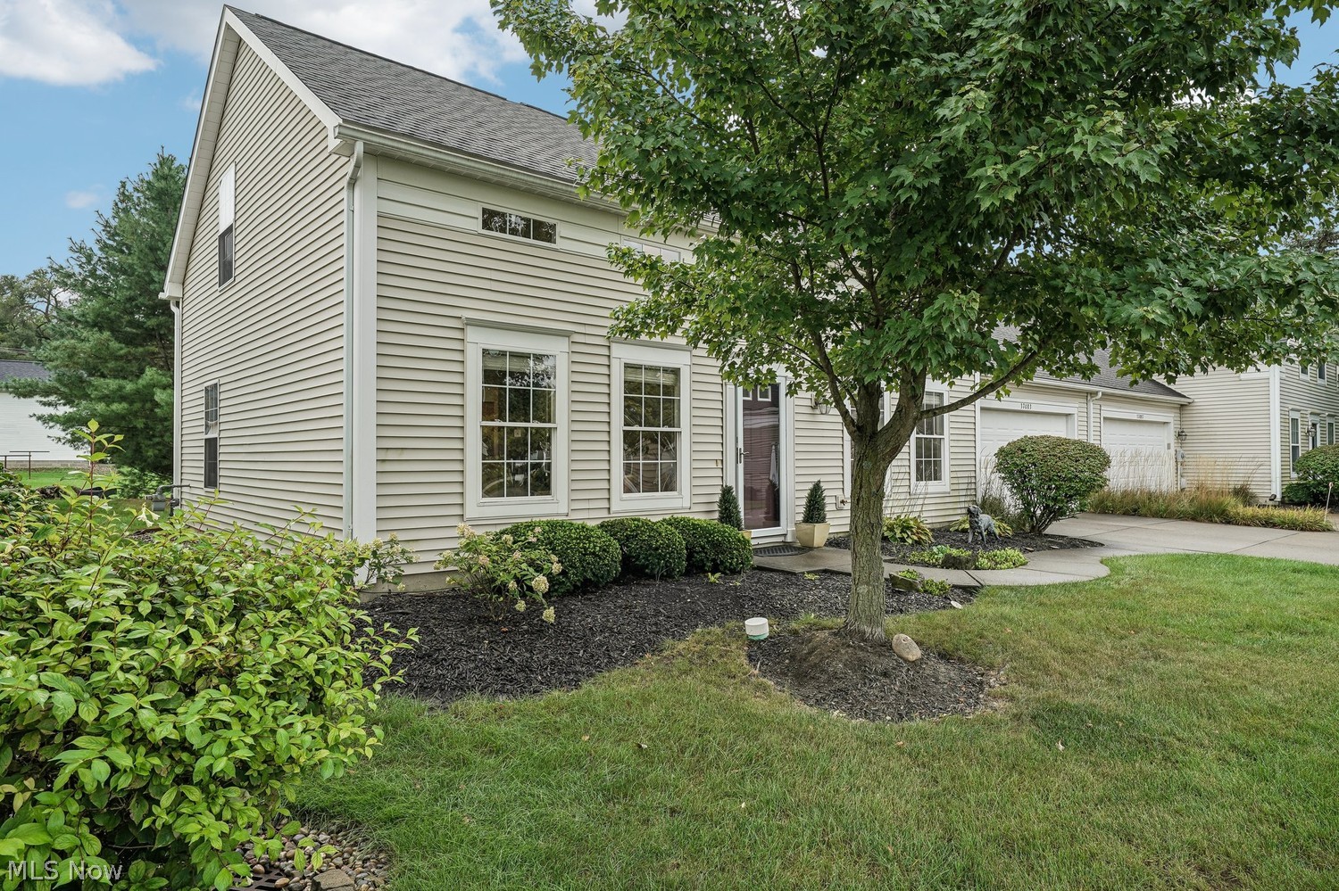 37083 Fairfield Lane North Ridgeville OH 44039