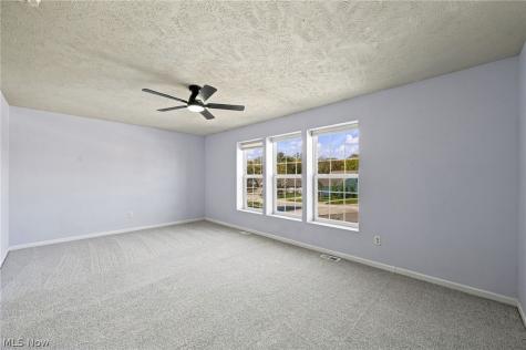 4058 Gardiner Run Copley OH 44321