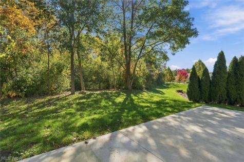 4058 Gardiner Run Copley OH 44321