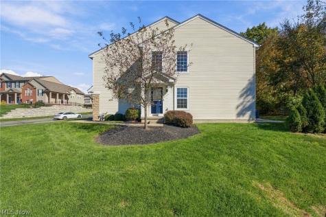 4058 Gardiner Run Copley OH 44321