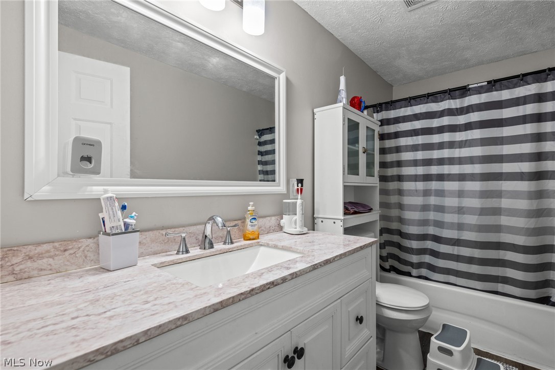 7390 Willow Run Drive Mentor OH 44060