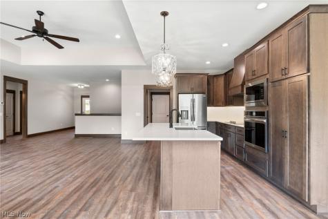 1117 Queen Anne Drive NW Massillon OH 44647