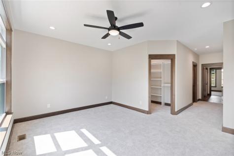 1117 Queen Anne Drive NW Massillon OH 44647