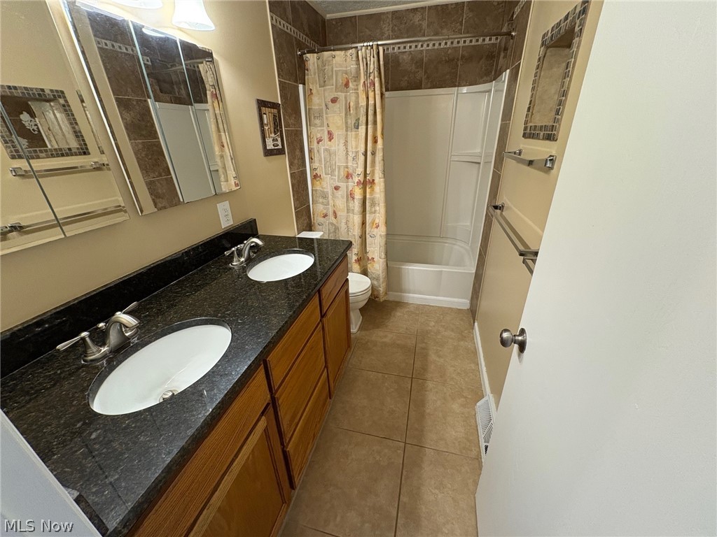 4245 Bennington Boulevard Brunswick OH 44212