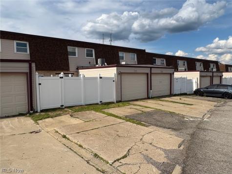 4245 Bennington Boulevard Brunswick OH 44212