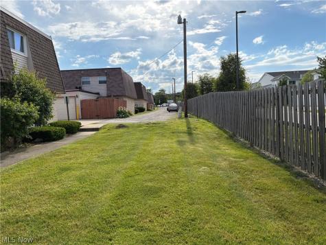 4245 Bennington Boulevard Brunswick OH 44212