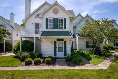 282 Vista Circle North Olmsted OH 44070