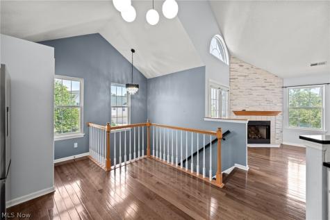 282 Vista Circle North Olmsted OH 44070
