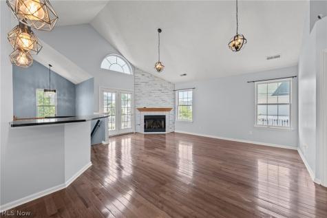 282 Vista Circle North Olmsted OH 44070