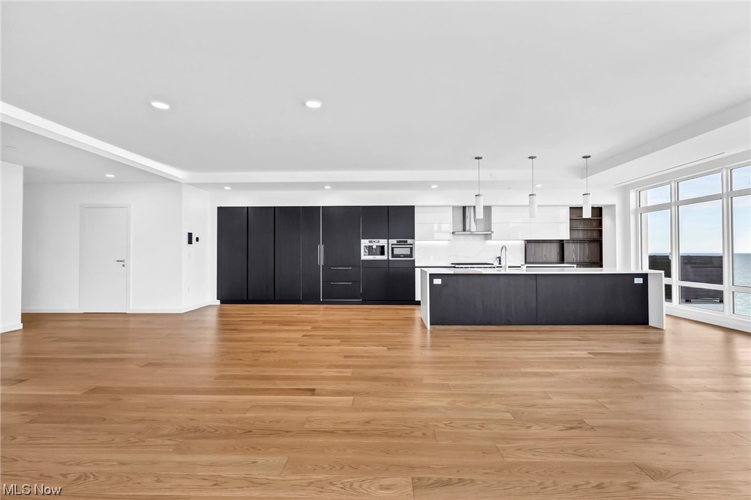 22700 Lake Road Rocky River OH 44116