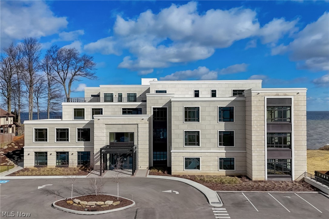 22700 Lake Road Rocky River OH 44116