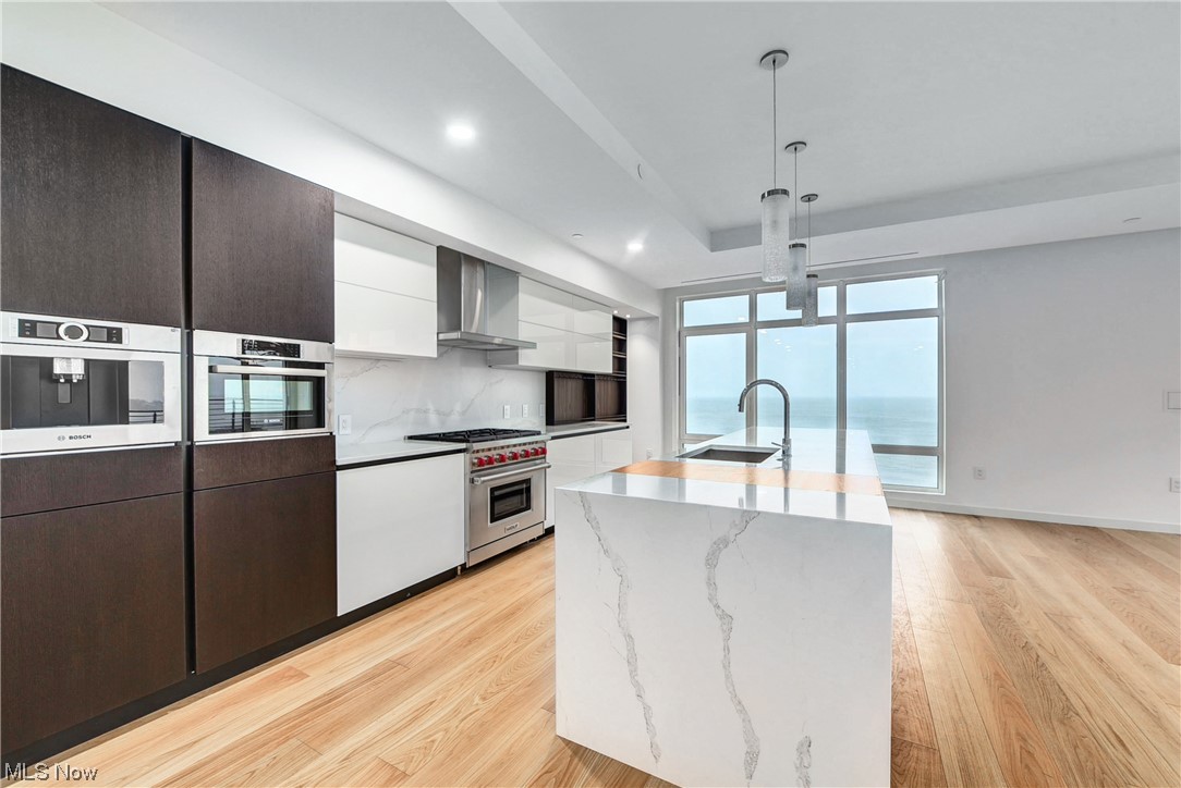 22700 Lake Road Rocky River OH 44116