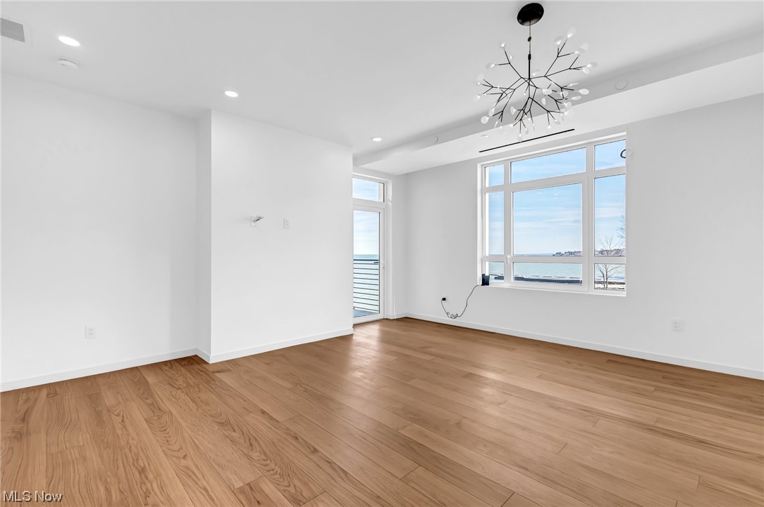 22700 Lake Road Rocky River OH 44116