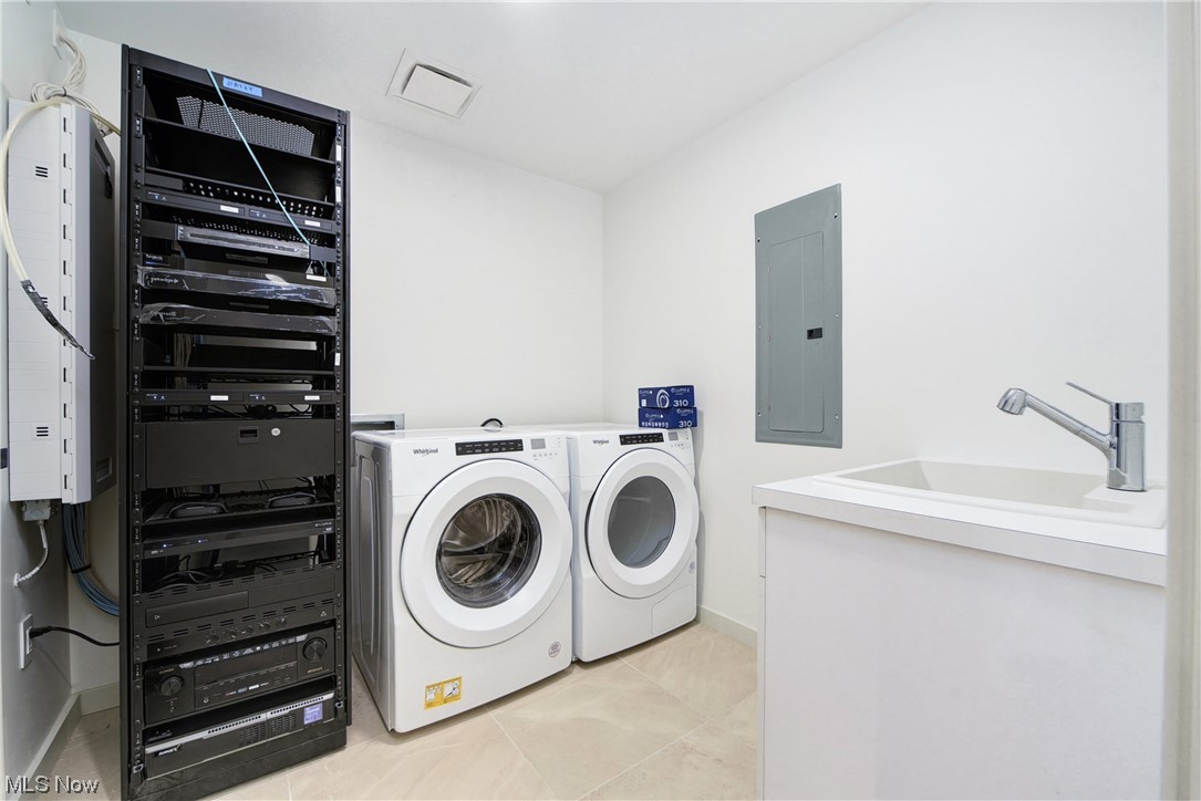 22700 Lake Road Rocky River OH 44116