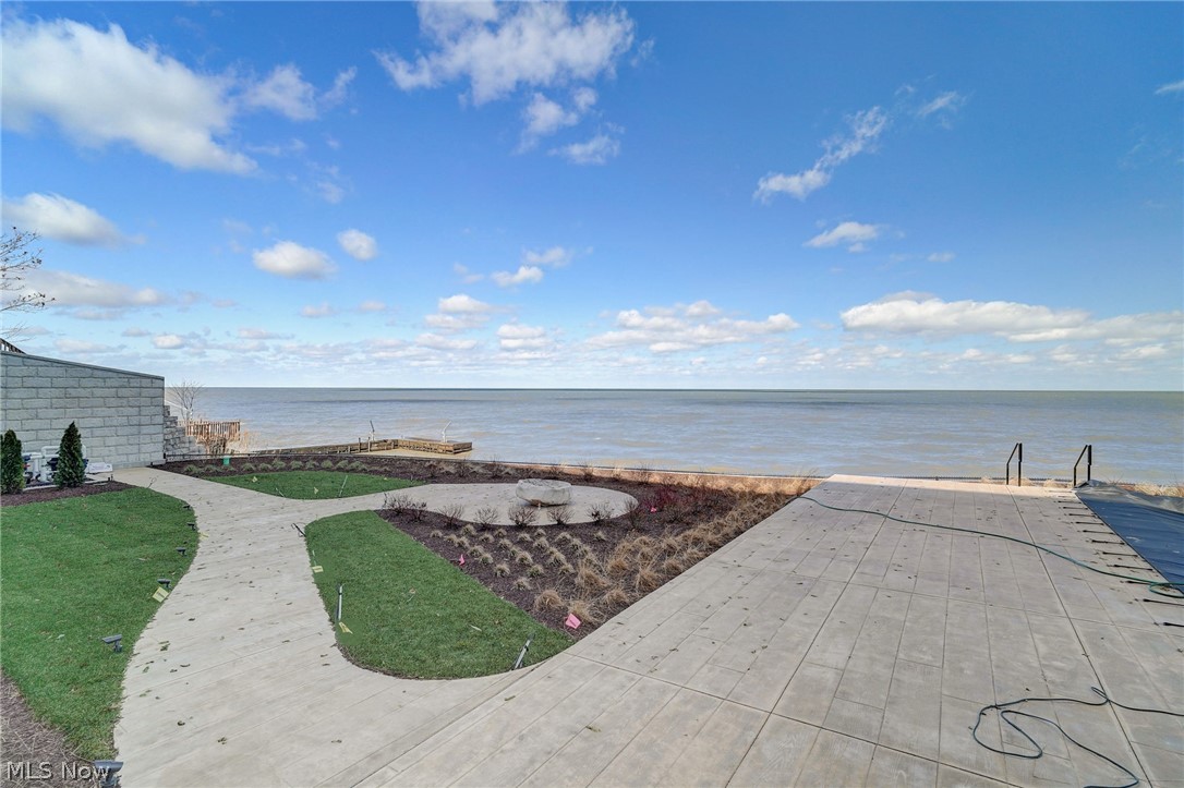 22700 Lake Road Rocky River OH 44116