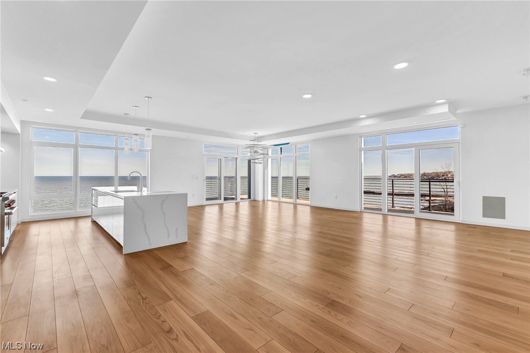 22700 Lake Road Rocky River OH 44116