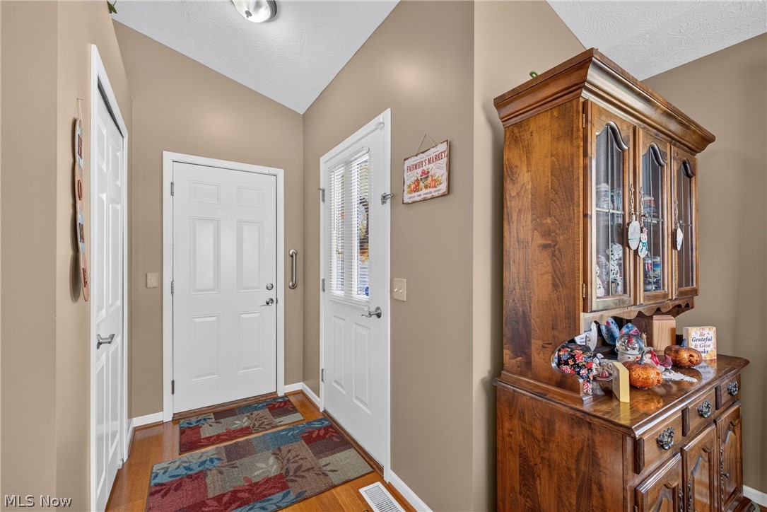 5723 Saint Thomas Lane Madison OH 44057