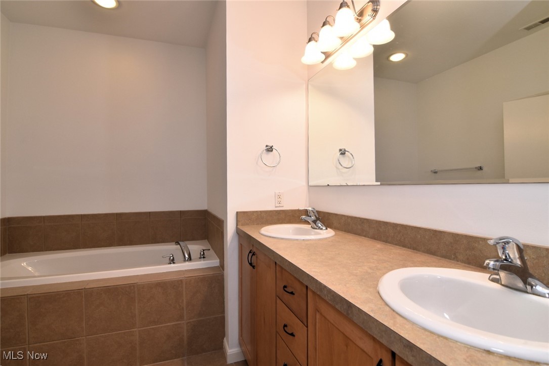 3215 Euclid Heights Boulevard Cleveland Heights OH 44118