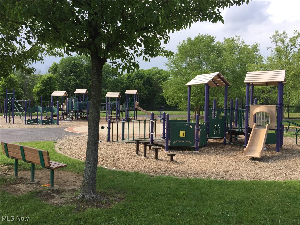 3215 Euclid Heights Boulevard Cleveland Heights OH 44118