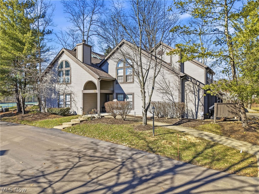 1183 Red Tail Hawk Drive Boardman OH 44512