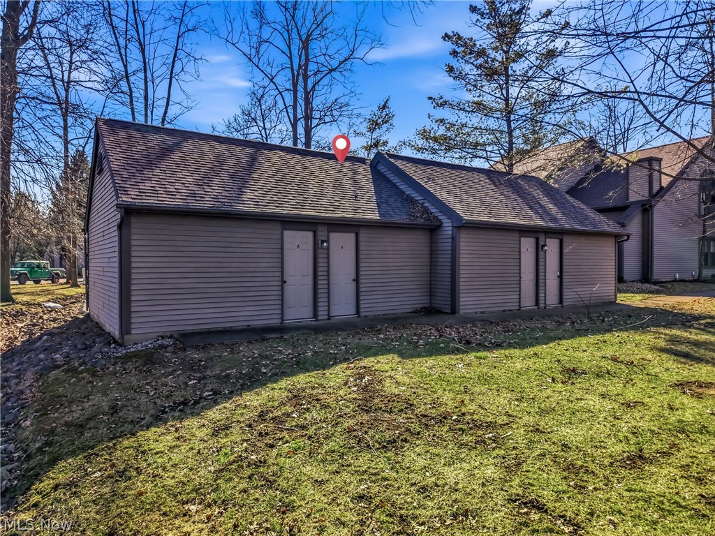 1183 Red Tail Hawk Drive Boardman OH 44512
