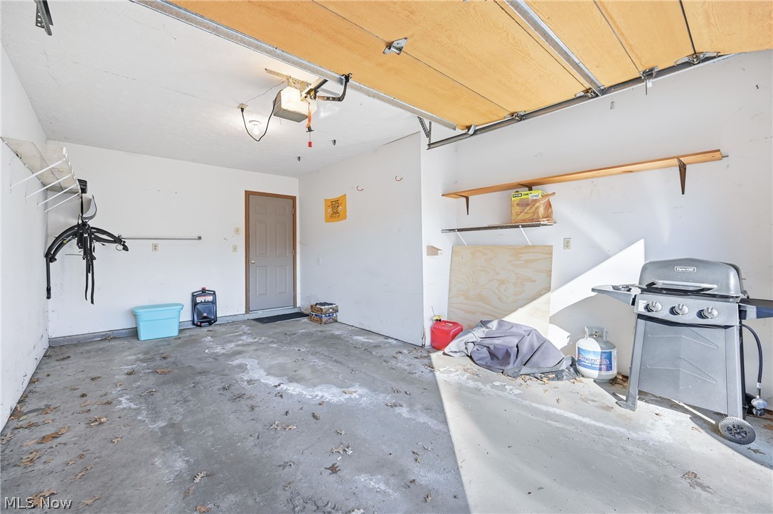 1183 Red Tail Hawk Drive Boardman OH 44512