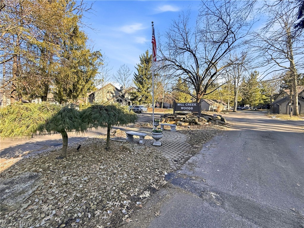 1183 Red Tail Hawk Drive Boardman OH 44512