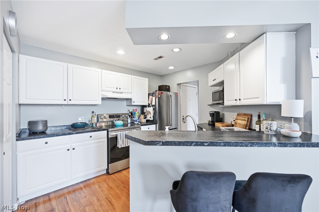 1183 Red Tail Hawk Drive Boardman OH 44512