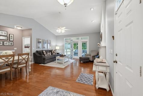 8578 Pine Creek Lane Northfield OH 44067