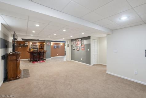 8578 Pine Creek Lane Northfield OH 44067