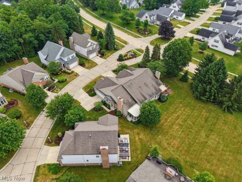 8578 Pine Creek Lane Northfield OH 44067