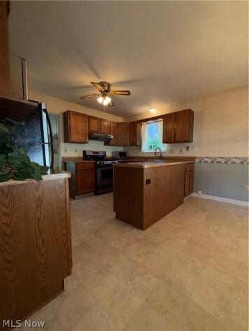3375 Ash Lane Cuyahoga Falls OH 44223