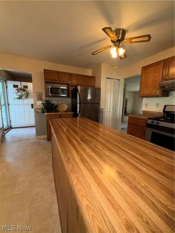 3375 Ash Lane Cuyahoga Falls OH 44223