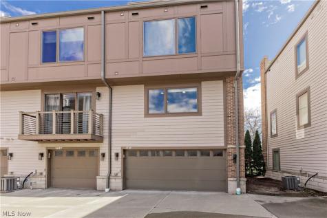 1419 Slate Court Cleveland Heights OH 44118