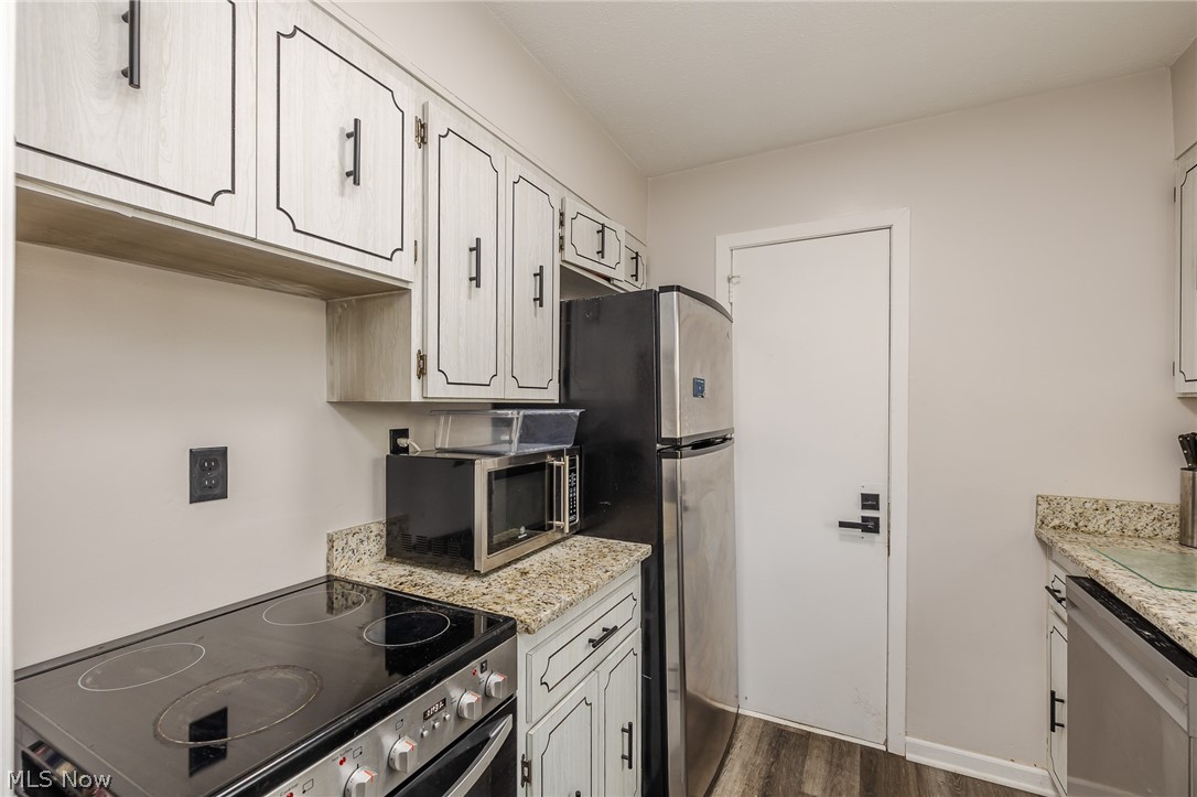 19406 Van Aken Boulevard Shaker Heights OH 44122