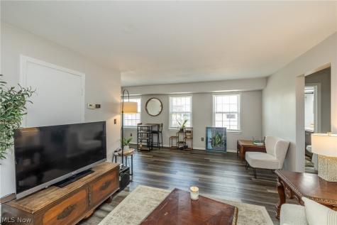 19406 Van Aken Boulevard Shaker Heights OH 44122