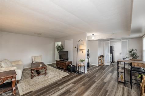 19406 Van Aken Boulevard Shaker Heights OH 44122