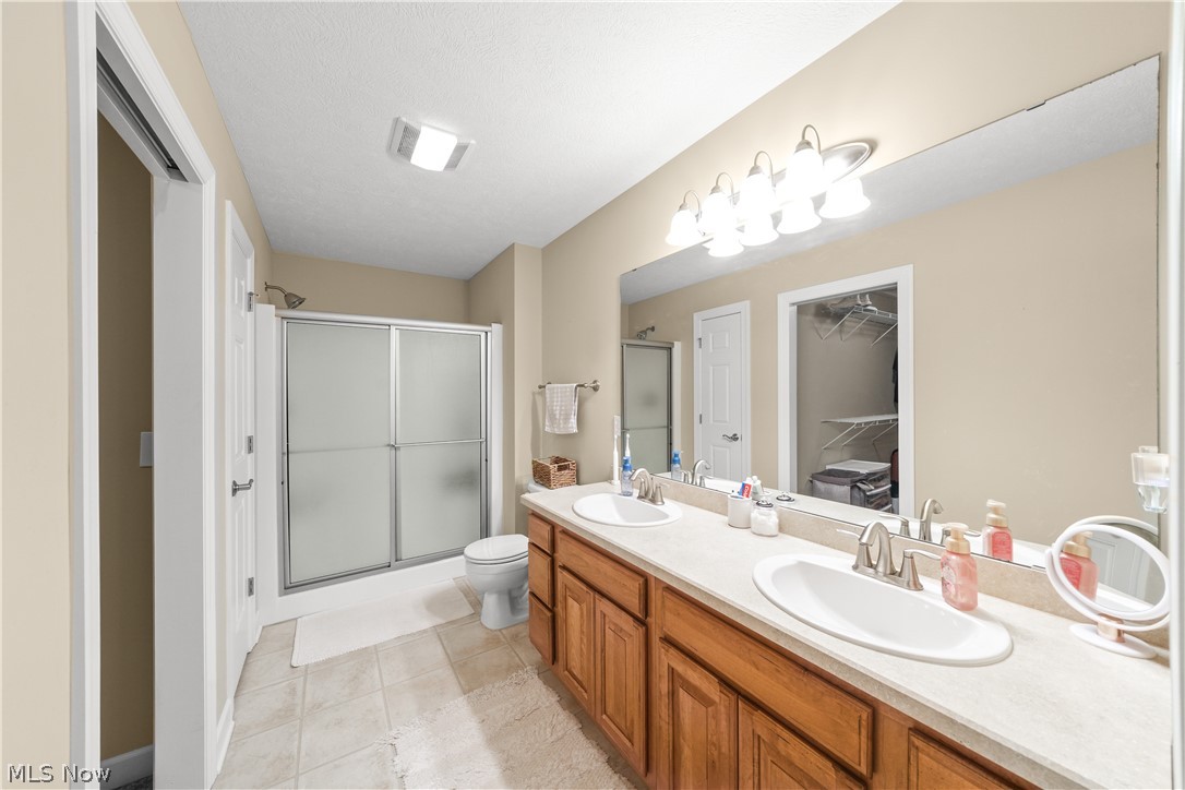 169 Waterford Way Tallmadge OH 44278