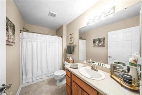 169 Waterford Way Tallmadge OH 44278