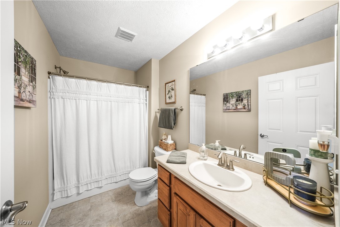 169 Waterford Way Tallmadge OH 44278