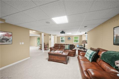 169 Waterford Way Tallmadge OH 44278
