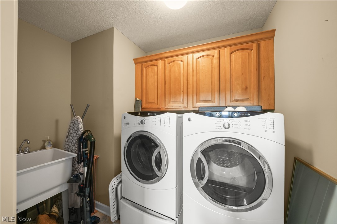 169 Waterford Way Tallmadge OH 44278