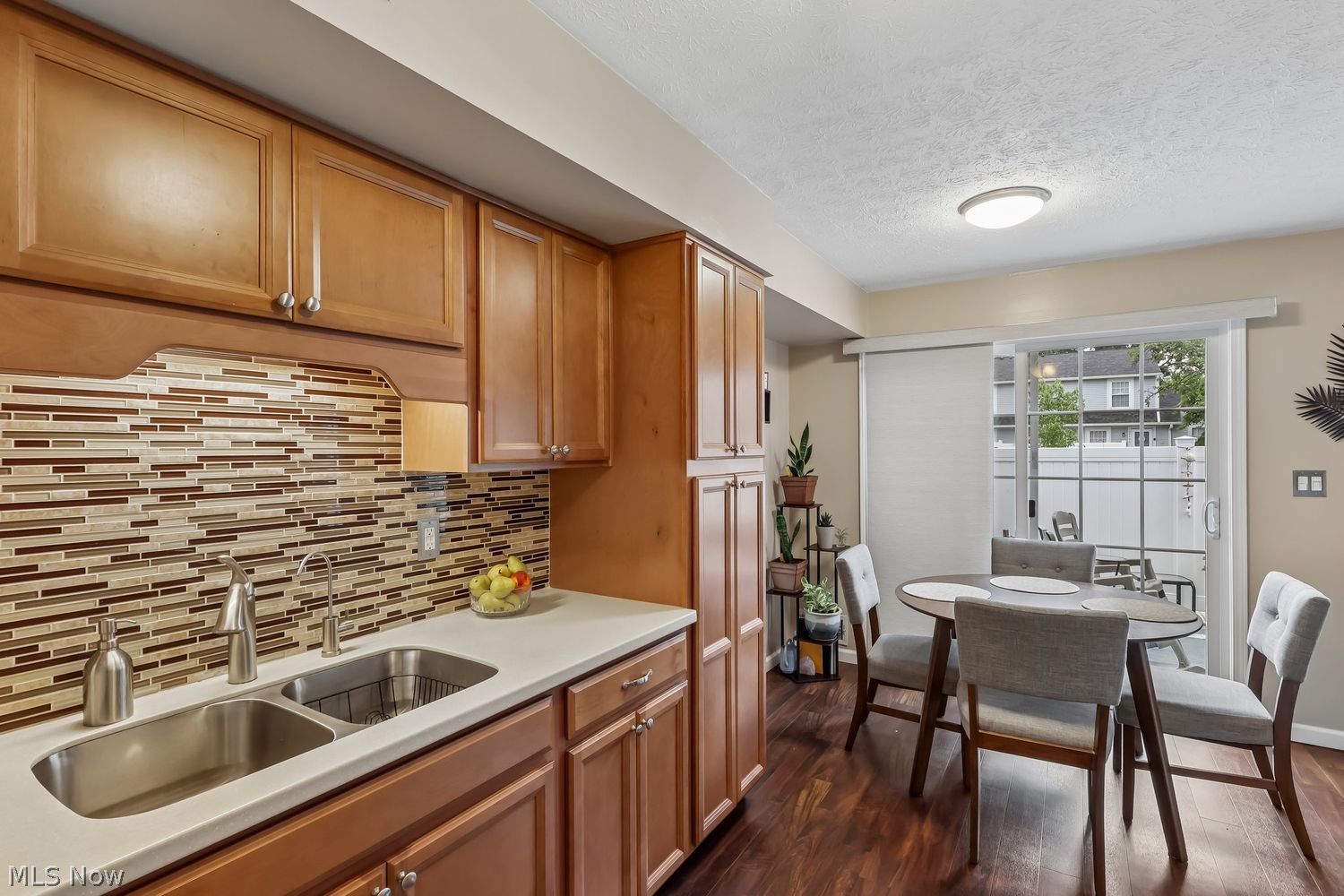 20496 Williamsburg Court Middleburg Heights OH 44130