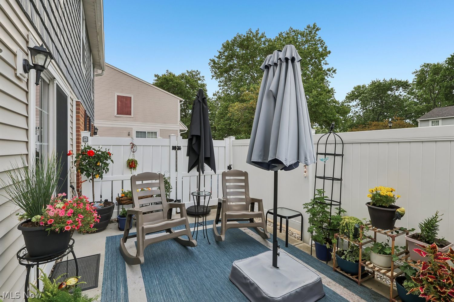 20496 Williamsburg Court Middleburg Heights OH 44130