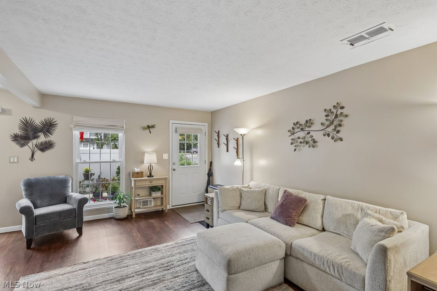 20496 Williamsburg Court Middleburg Heights OH 44130