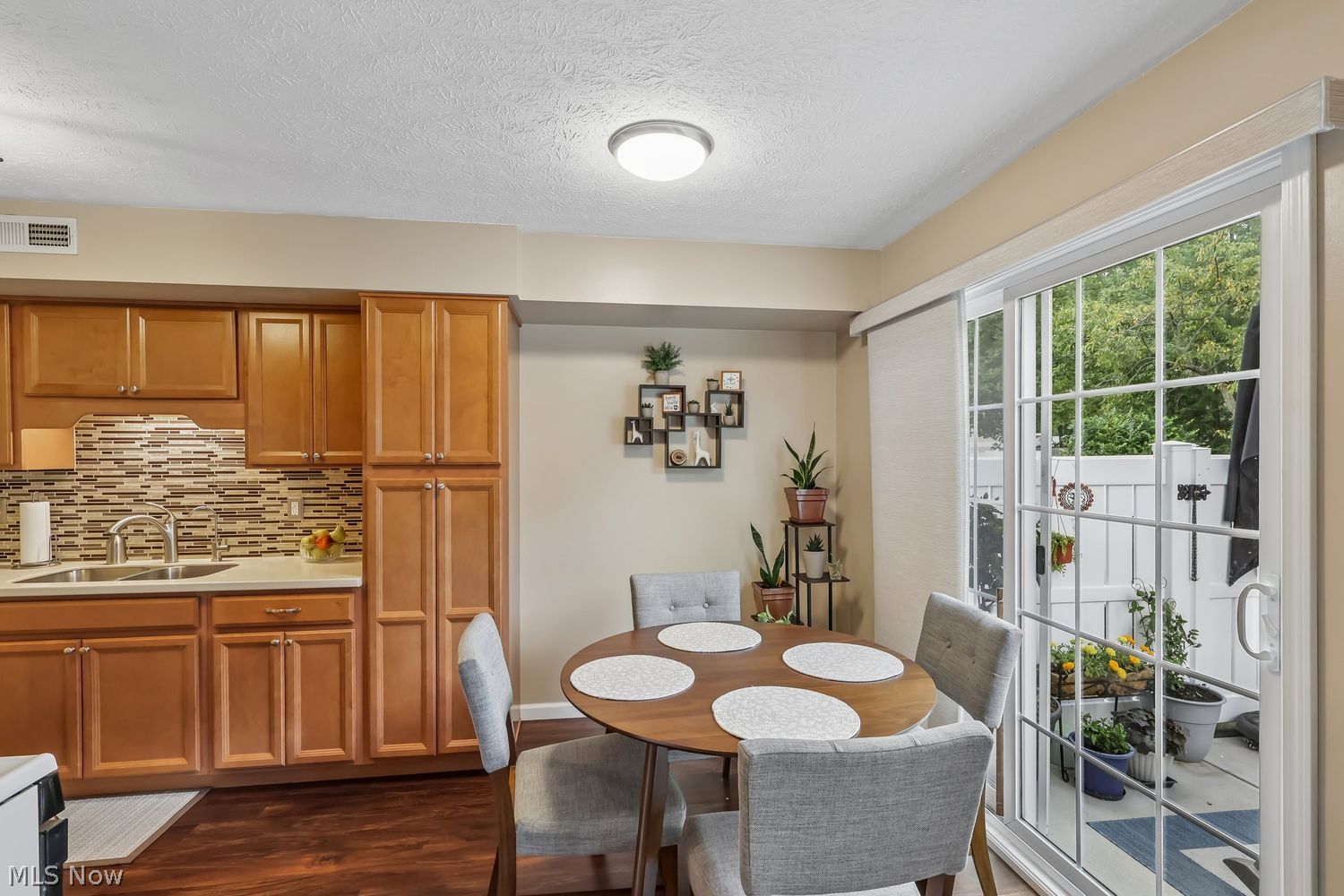 20496 Williamsburg Court Middleburg Heights OH 44130