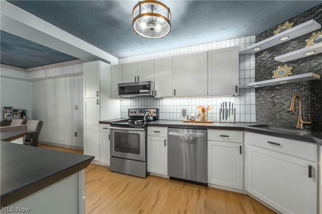 12550 Lake Avenue Lakewood OH 44107